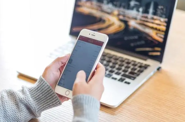 高端網(wǎng)頁(yè)設(shè)計(jì)頁(yè)面線條的使用 高端網(wǎng)頁(yè)設(shè)計(jì)頁(yè)面線條的使用